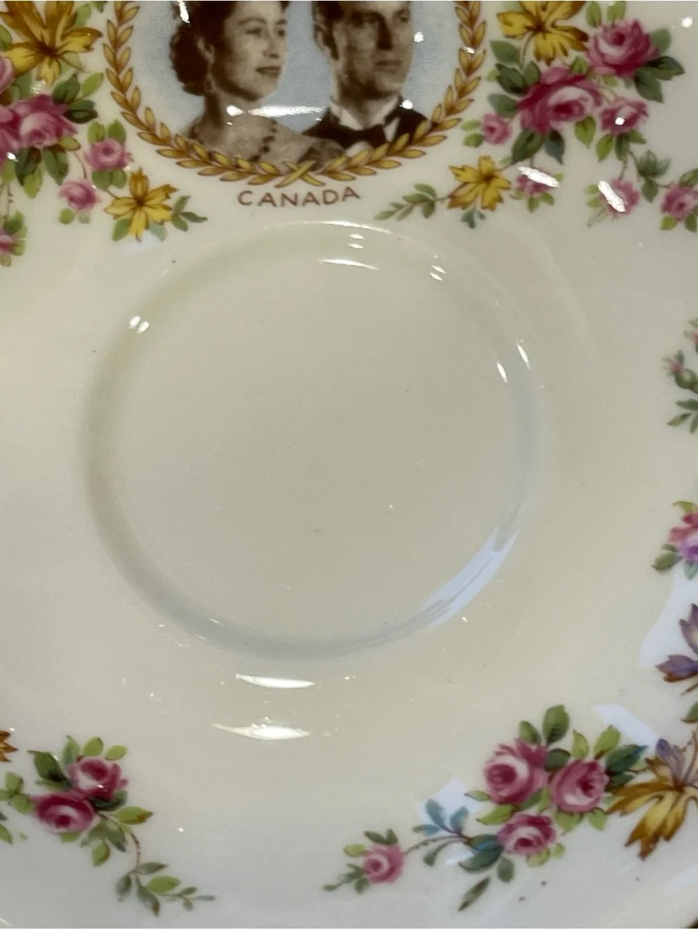 Royal Albert England Commemorative Royal Visit 1959 Canada Cup & Saucer Set